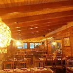 Centar Kraljica Hotel