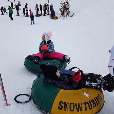 Centar Kraljica Kupres (Canton 10)